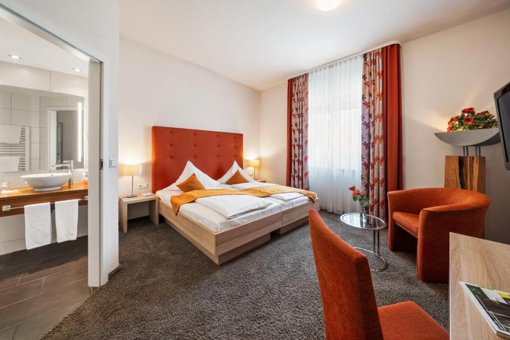 Hotel Donaublick Scheer Extérieur photo